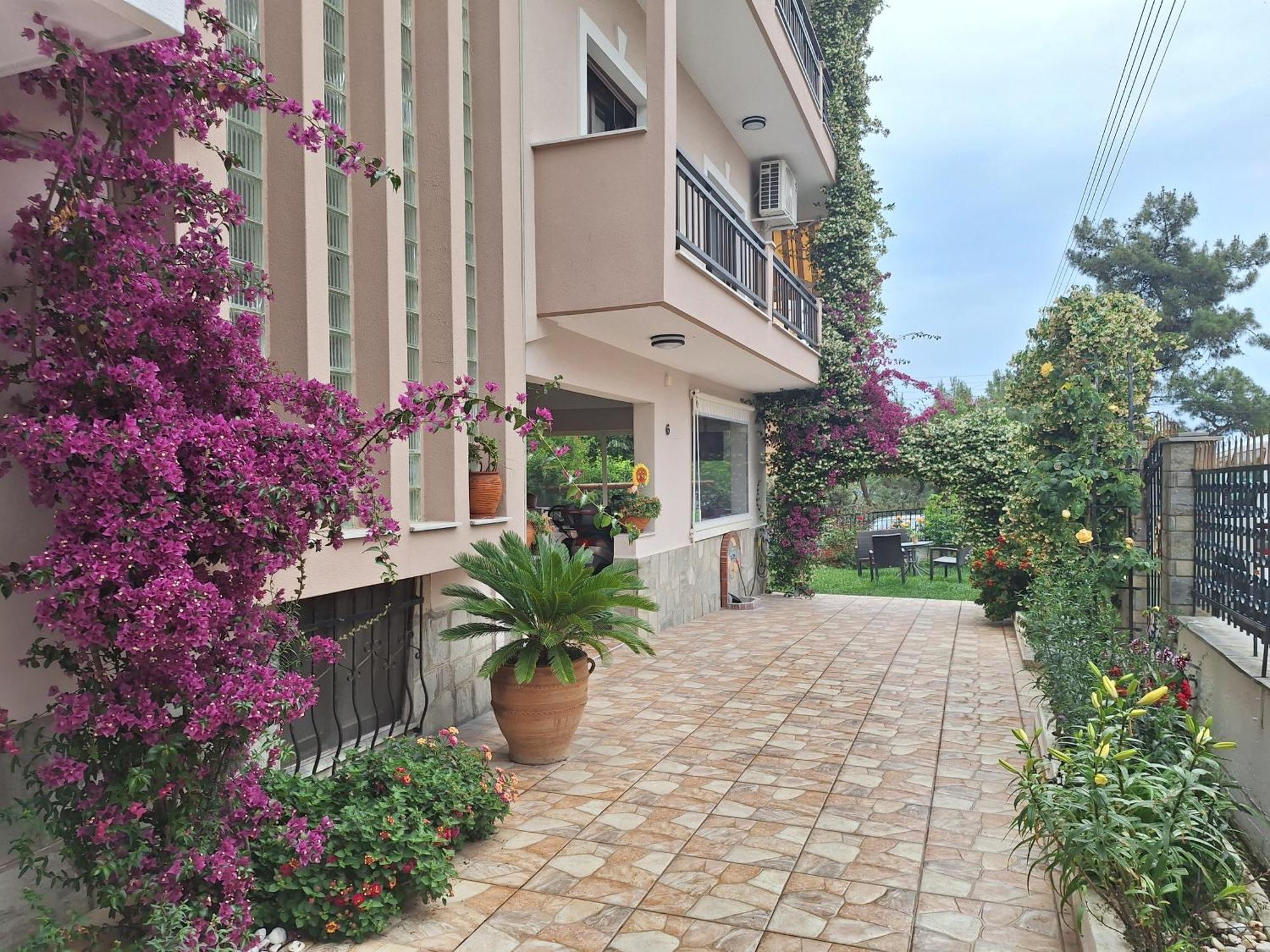 Kouros Studios Kavala Eksteriør billede